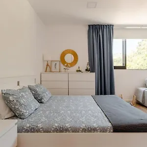 Stylish And Elegant - View And Location In Downton , Coímbra Portugal